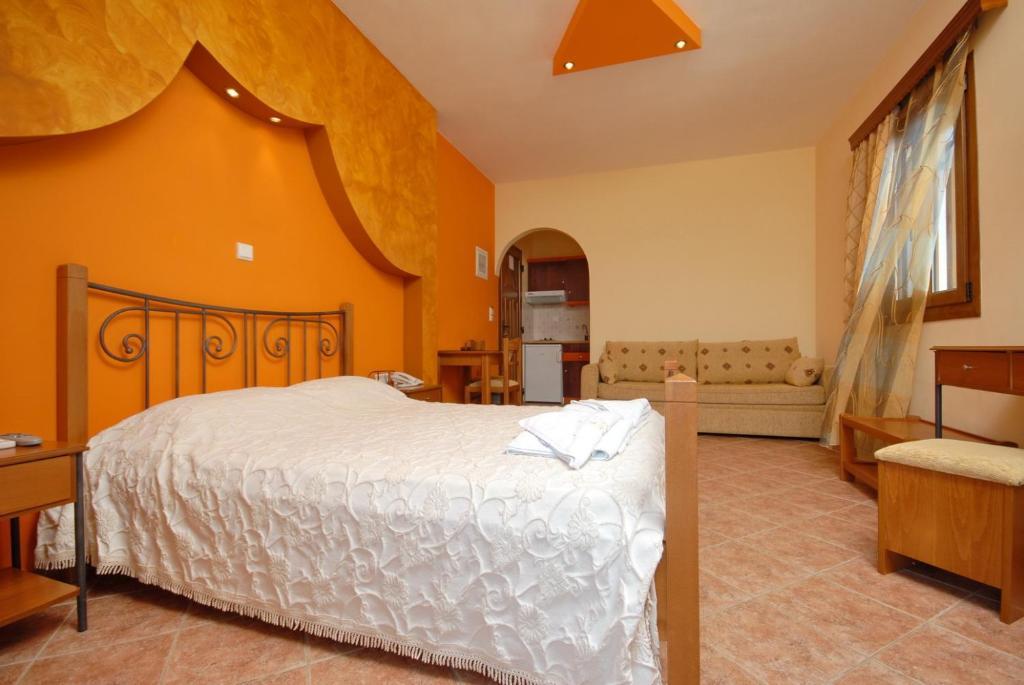 Pension Stella Naxos City Room photo